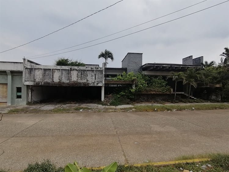 Esta es la residencia de Coatzacoalcos en la que vivió Salma Hayek y fue heredada a Julián Figueroa