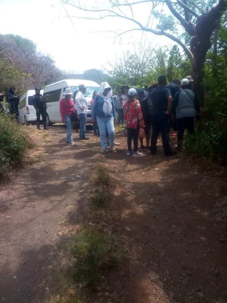 Buscan fosas clandestinas en San Andrés Tuxtla; inspeccionan rancho