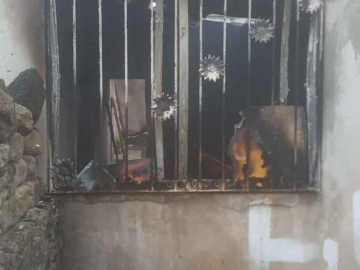 Se incendia casa deshabitada en colonia de Xalapa