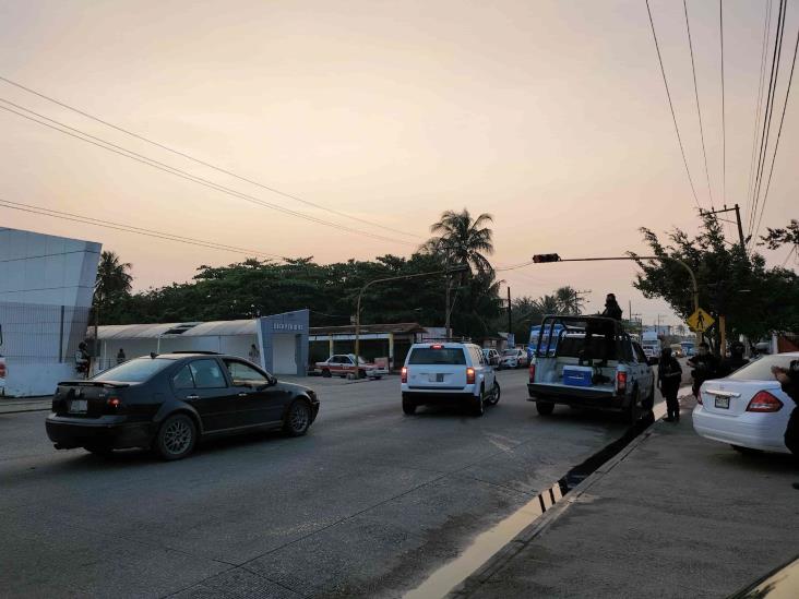 La impunidad se pasea, frente a central camionera le dan tiro de gracia en Coatzacoalcos