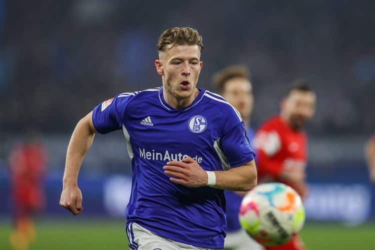 Destroza Schalke 04 al Hertha Berlín en la Bundesliga