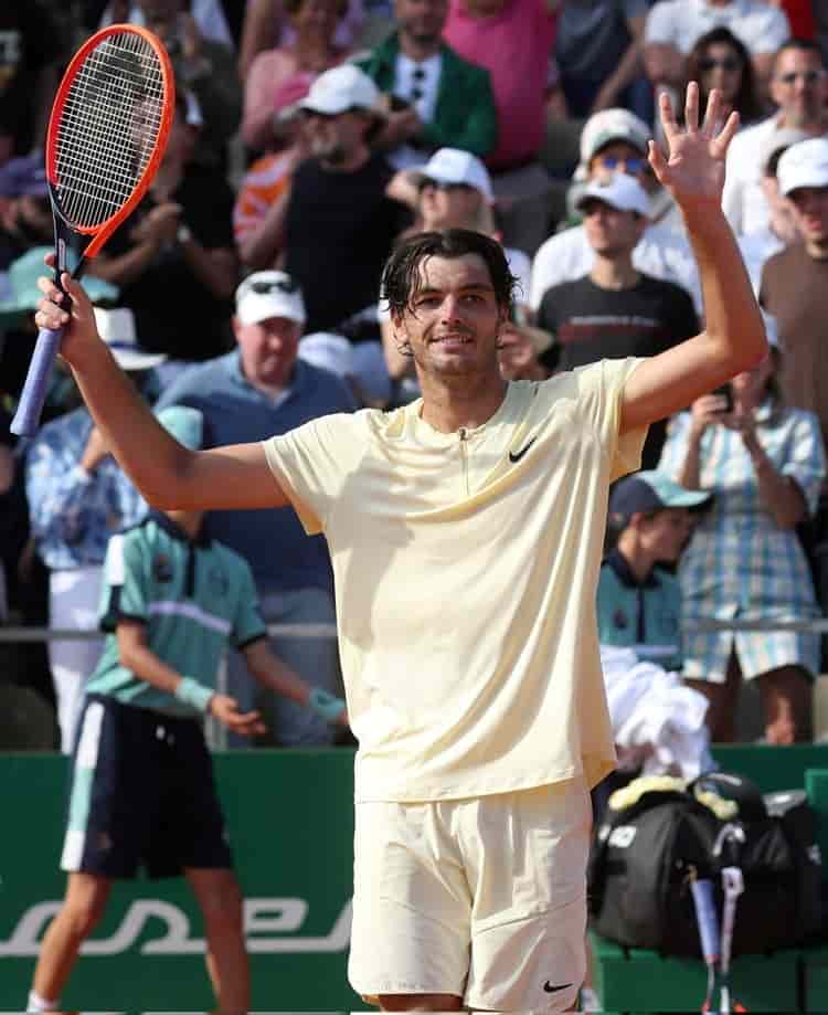 Stefanos Tsitsipas queda fuera de Montecarlo