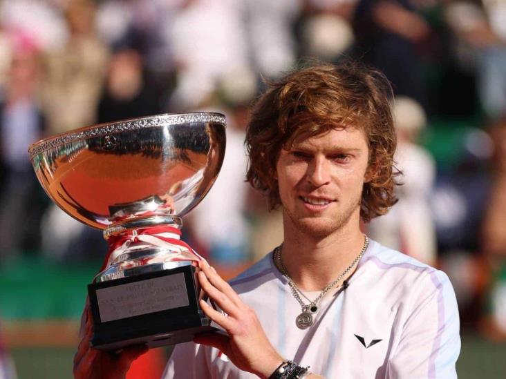 Se corona Andrey Rublev en Montecarlo