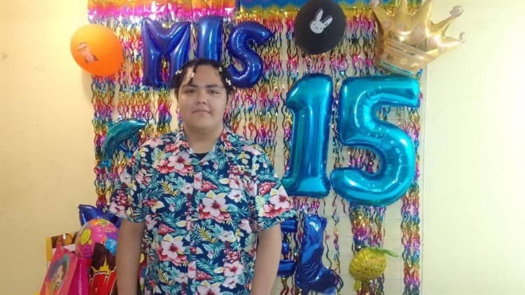 Miguel Salcedo Fraga protagonizó fiesta de 15 años