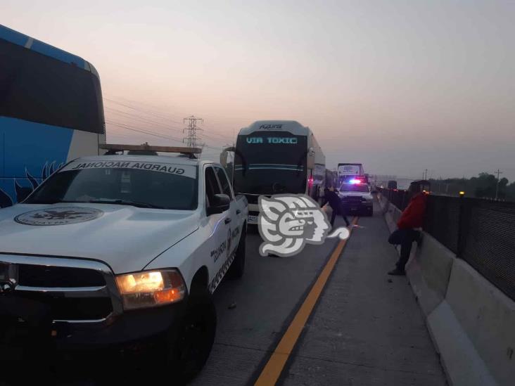 Accidente de autobús contra tráiler en la Orizaba-Puebla deja varios lesionados (+Video)