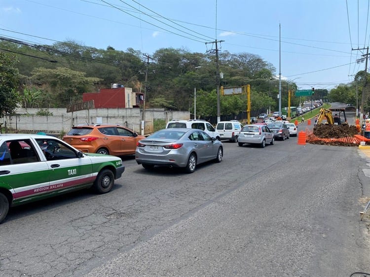 Toma precauciones; arranca rehabilitación de avenida Rébsamen, en Xalapa