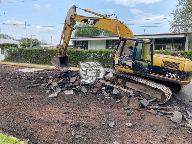 Toma precauciones; arranca rehabilitación de avenida Rébsamen, en Xalapa