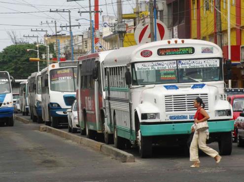 Pandemia ya no es excusa, transporte deben cumplir todas sus rutas en Veracruz