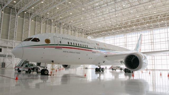 Afirma AMLO que ya hay un posible comprador del avión presidencial