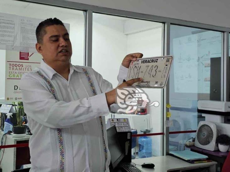 Placas despintadas no afectarán a automovilistas en Veracruz, afirma Sefiplan