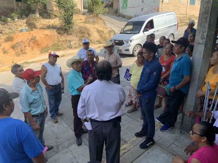 Con plantón, reclaman agua a CAEV en Sayula de Alemán (+Video)