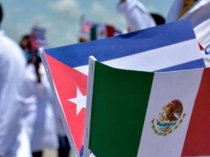 Con 19 médicos de Cuba, buscan ‘vitaminar’ la salud pública en Veracruz