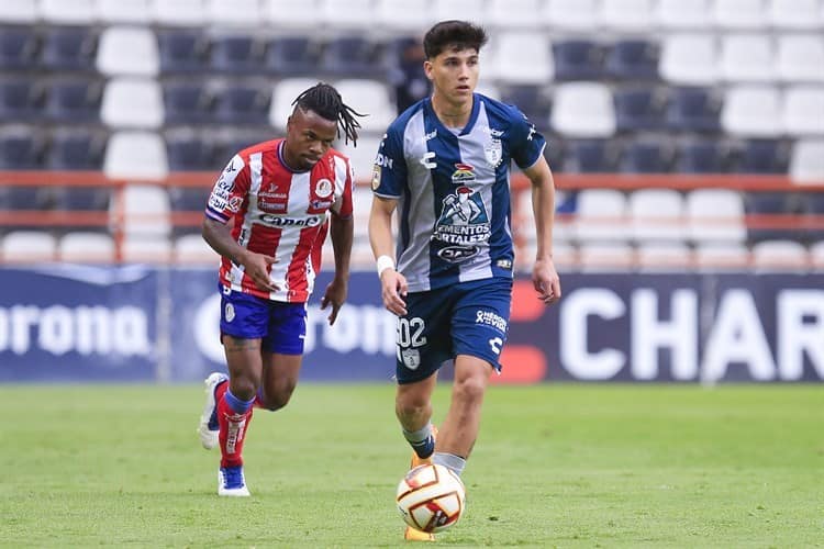 Pachuca da la vuelta y derrota al San Luis