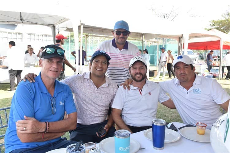 Llevan a cabo torneo de golf a beneficio de la Fundación Amigos de Jaime en Acción (AJA)