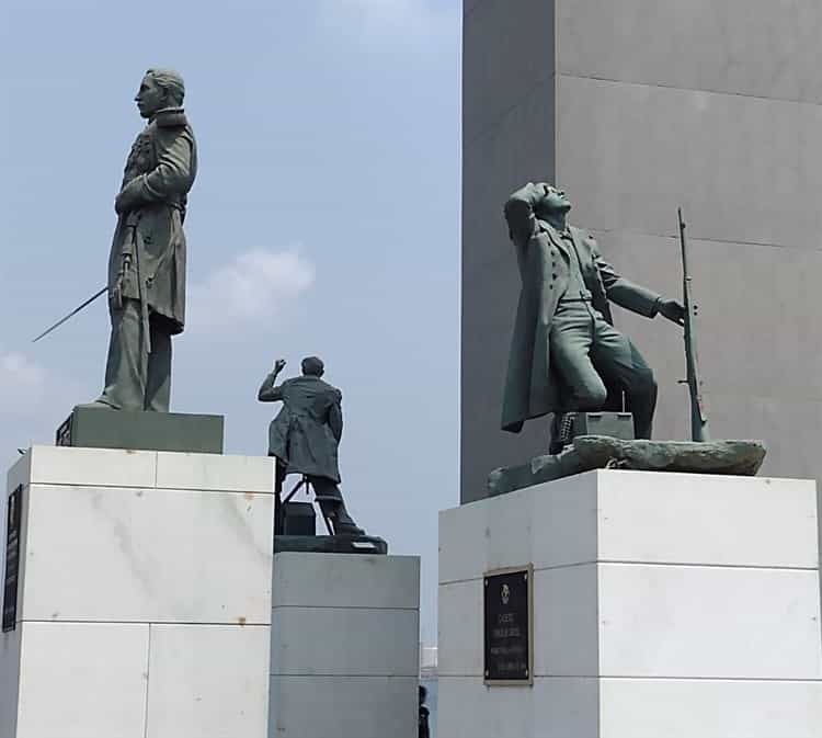 La historia del monumento a los héroes de la gesta heroica de Veracruz