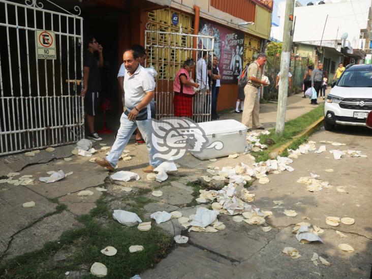 ¡Carambola! Taxista provoca aparatoso accidente en Coatzacoalcos