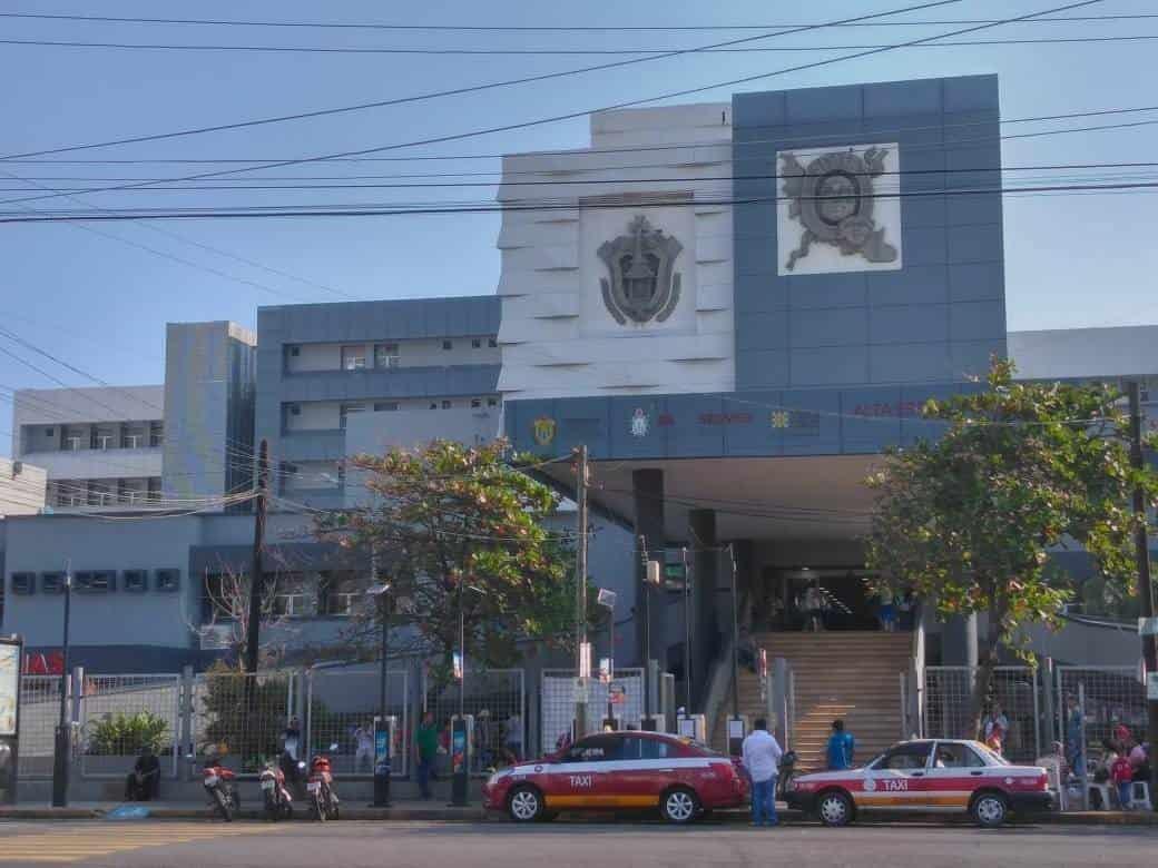 INTERÉS MEZQUINO ATRÁS DEL HOSPITAL REGIONAL