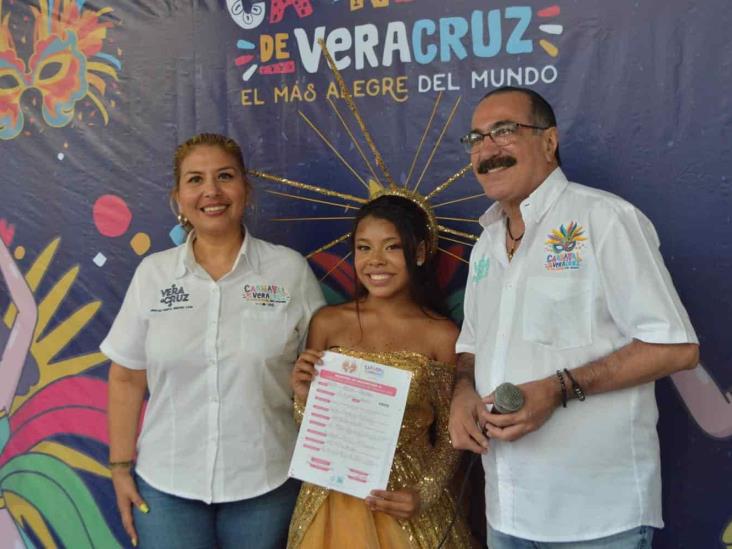 ¡Quiere ser reina ! Valentina Morales busca la corona infantil del Carnaval de Veracruz(+Video)