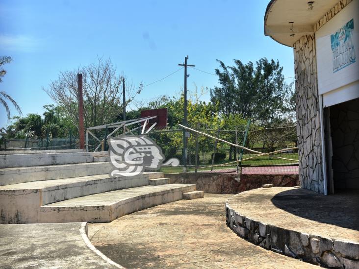 En extinción, Parque Jurásico de Coatzacoalcos