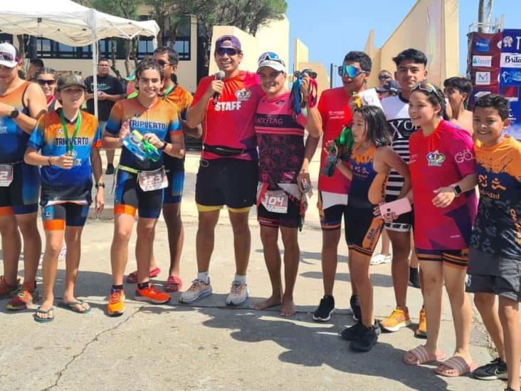 Gran ambiente de niños, jóvenes y adultos en el Duatlón Coatzacoalcos 2023