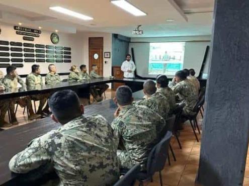 ONU capacita a marinos en Coatzacoalcos para detección de armas y drogas