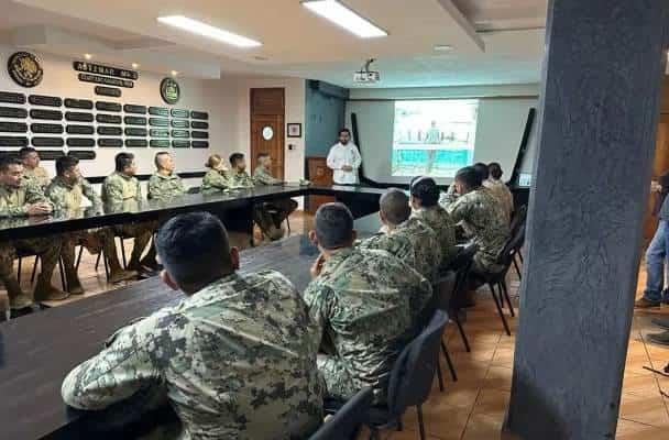 ONU capacita a marinos en Coatzacoalcos para detección de armas y drogas