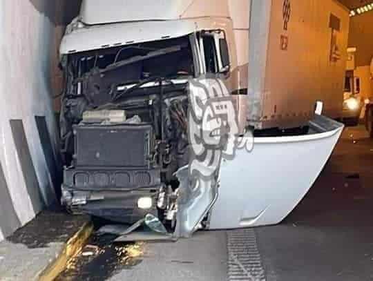 No paran los accidentes en la Puebla-Orizaba; tampoco la rapiña