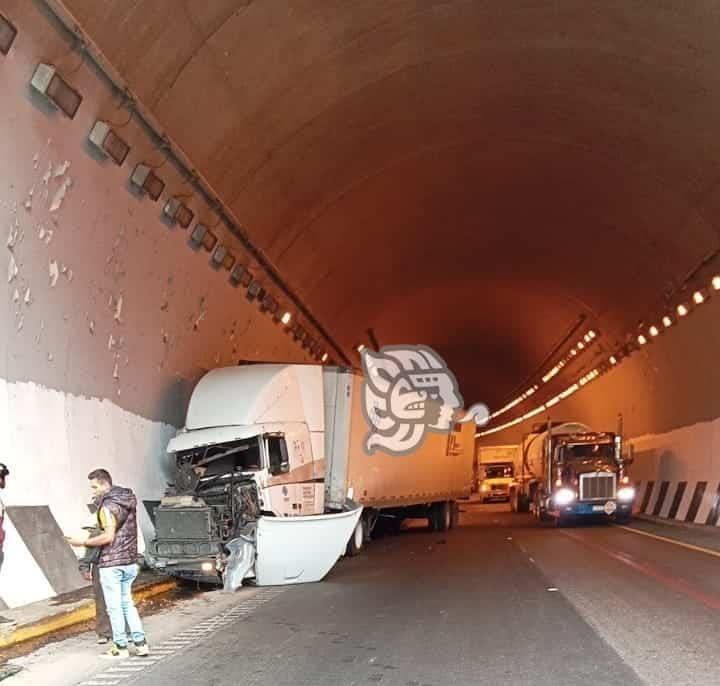 No paran los accidentes en la Puebla-Orizaba; tampoco la rapiña