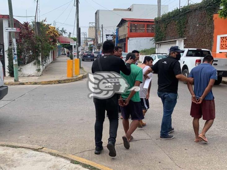 Detienen a banda en Acayucan; estarían relacionados a crimen de ministro católico