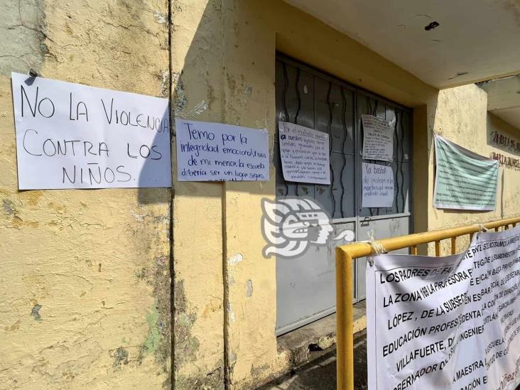 Se quejan en preescolar de Xalapa por presunto maltrato de docente