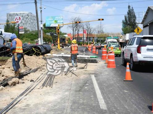 ¡Viven viacrucis! Cierres viales afectan a taxistas de Xalapa