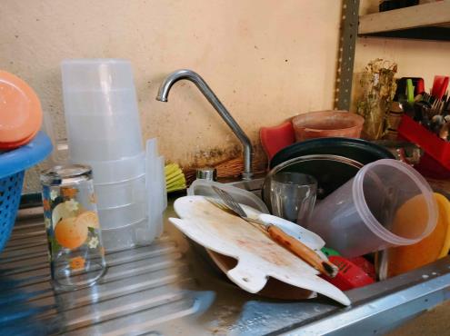 En crisis comercios y restaurantes del Centro de Xalapa, tienen un mes sin agua