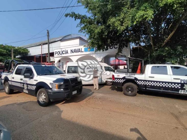 Acayucan: Aseguran camioneta con migrantes; detiene a pollero