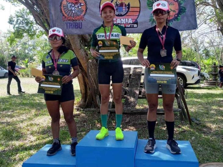 Kenia Rodríguez conquistó la 1a. Fecha del Campeonato de Ciclismo XCC Veracruz Sur 2023