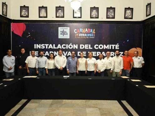 Integrantes del Comité de Carnaval de Veracruz 2023 toman protesta