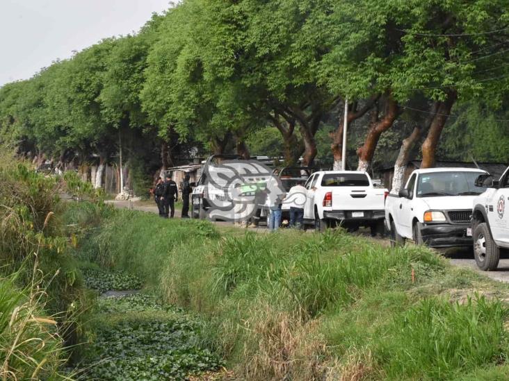 Localizan cuerpo de hombre asesinado a balazos en canal de aguas negras de Nogales (+Video)