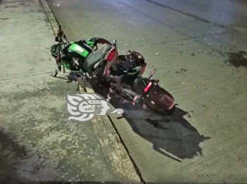 Motociclista resulta lesionado tras chocar contra auto en Martínez de la Torre