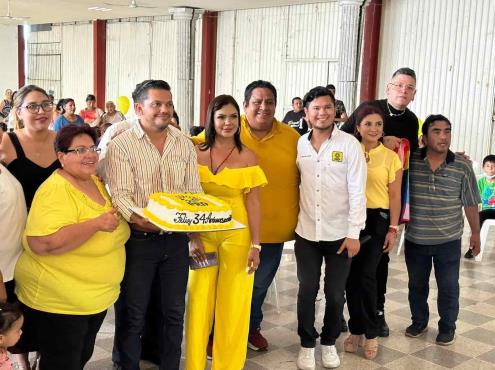 Celebran en Poza Rica los 34 años del PRD