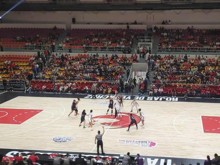 Destaca gobernador el regreso del basquetbol profesional a Veracruz