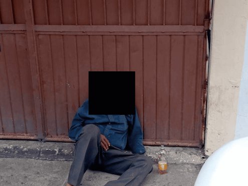 Hombre se queda dormido en calles de Tierra Blanca; pensaban estaba desmayado