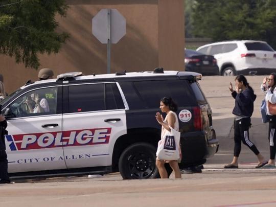 Tiroteo en centro comercial de Texas; trasciende que habría múltiples víctimas