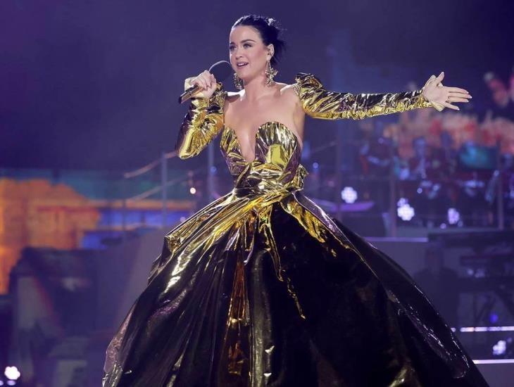 Katy Perry llena de fireworks el escenario del Concierto de Coronación del Rey Carlos III (+Video)