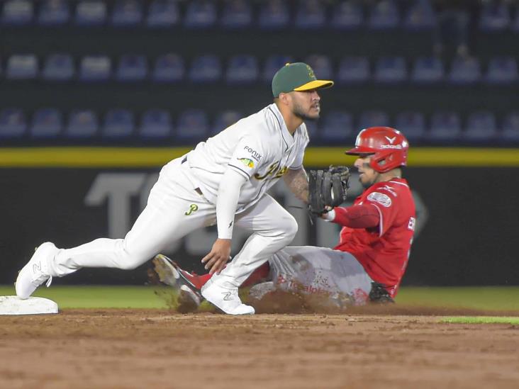 ¡Pericazo! Pierde 10-4 el Águila en tierras poblanas en el arranque de la serie