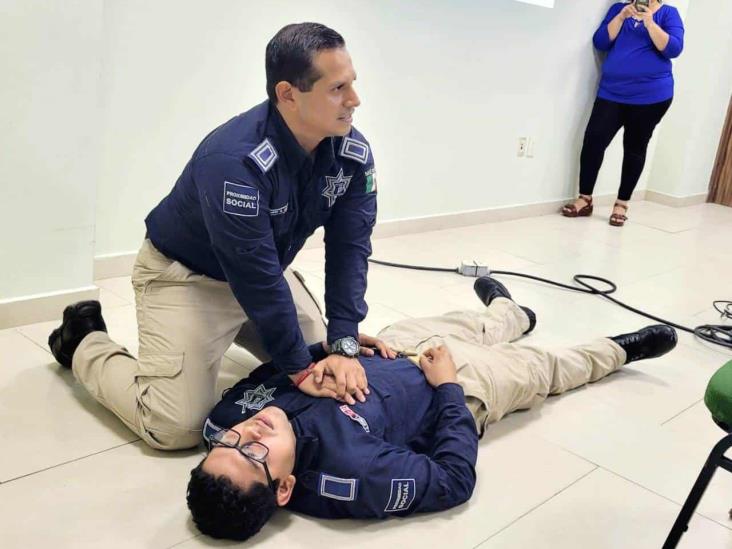 Ofrece curso Policía Municipal de primeros auxilios en Coatzacoalcos