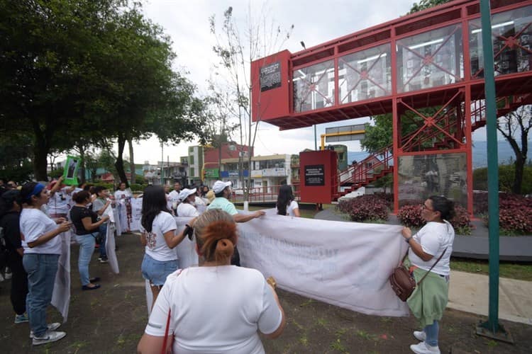 Dolor y  amor por sus hijos une a madres  de desaparecidos en Xalapa