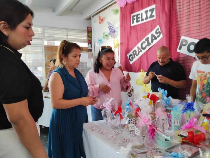 Celebran a madres especiales en CAM de Orizaba