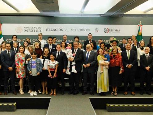 Promueve el canciller Ebrard con diputados y senadores la participación de niñas y mujeres en la ciencia en México