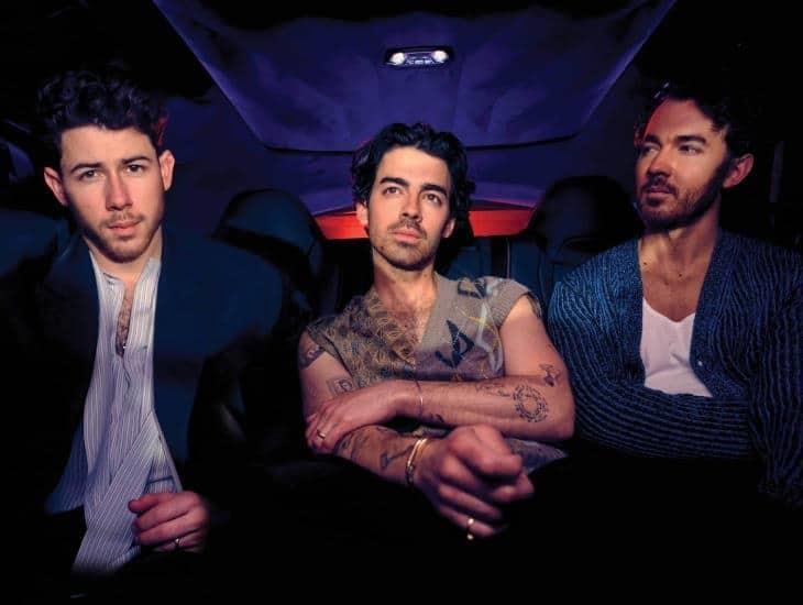 ¡Como en los viejos tiempos! Jonas Brothers lanza The Album