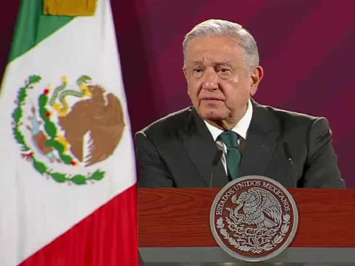 Llama AMLO a paisanos en EU no apoyar a políticos racistas