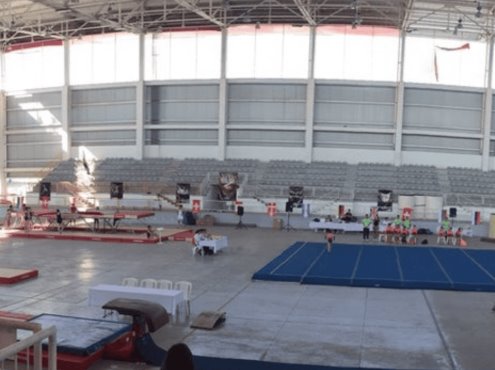 Centro de Raqueta de Veracruz, sin aire acondicionado en pleno evento deportivo